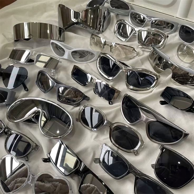 SUN GLASSES