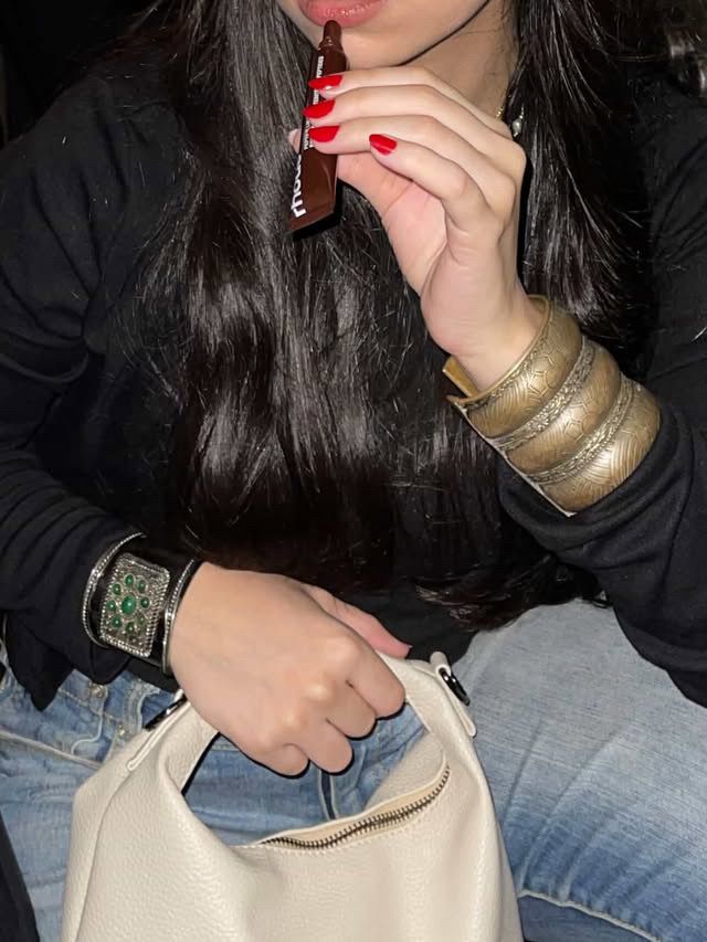 SUN'S OUT,<br><i>Style's</i> UP